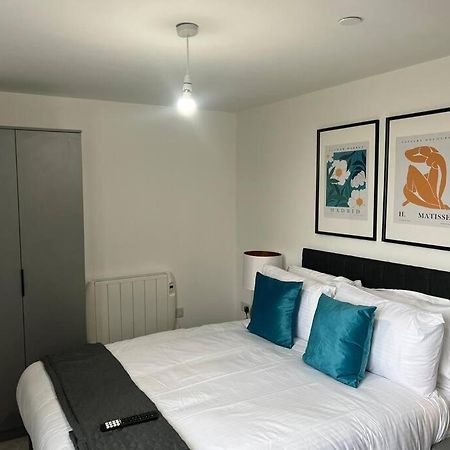 Appartement Luxury 2 Bed 2 Bath Flat Near Old Trafford à Manchester Extérieur photo