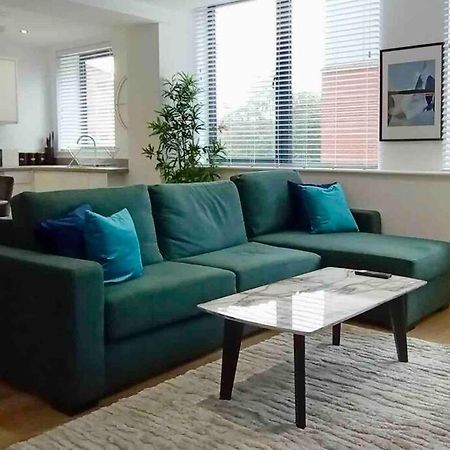Appartement Luxury 2 Bed 2 Bath Flat Near Old Trafford à Manchester Extérieur photo