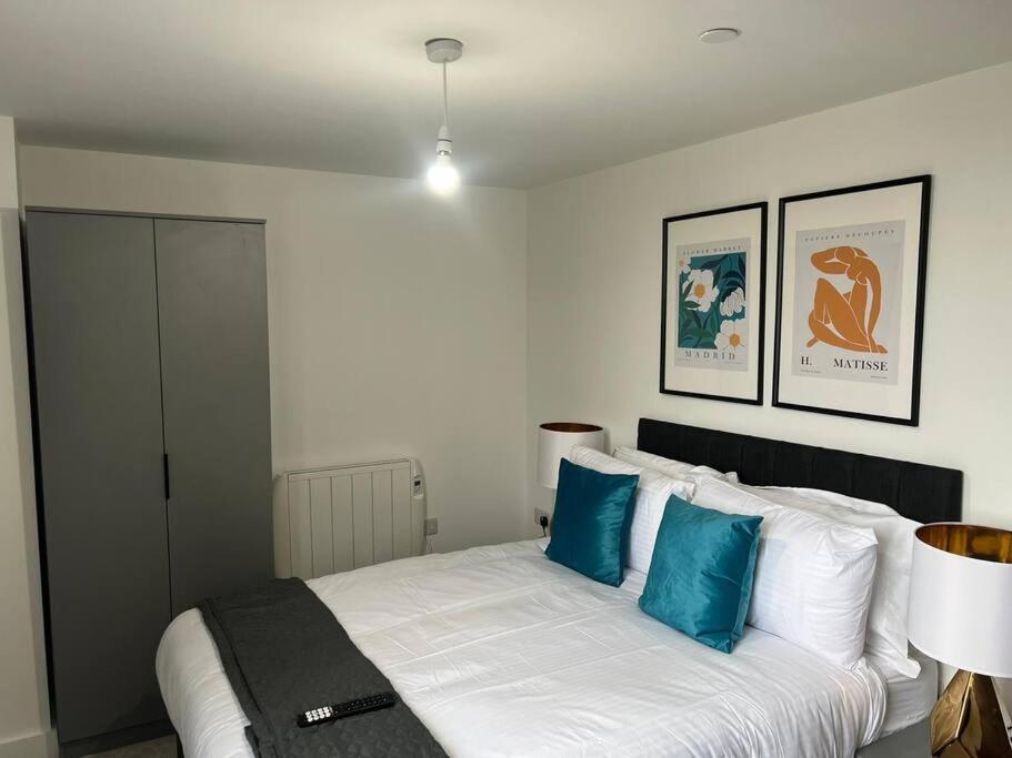 Appartement Luxury 2 Bed 2 Bath Flat Near Old Trafford à Manchester Extérieur photo